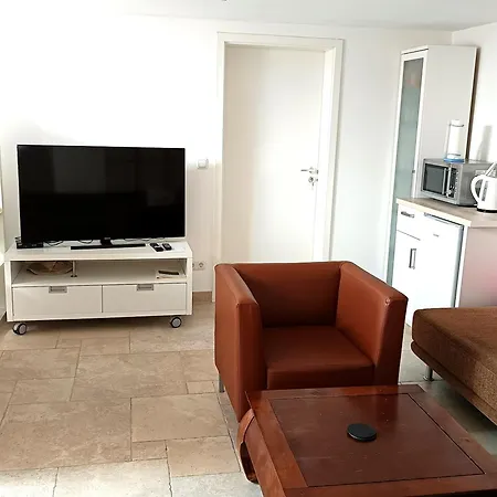 Δωμάτια σε οικογενειακή κατοικία Welcome To By Martina *